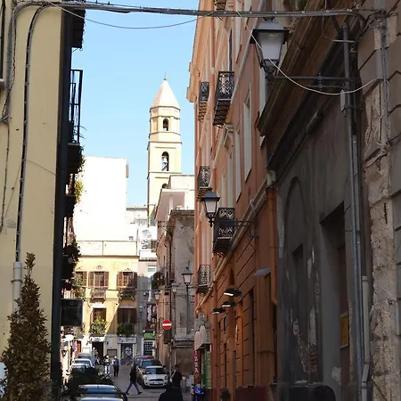 Pyramid Apartmán Cagliari